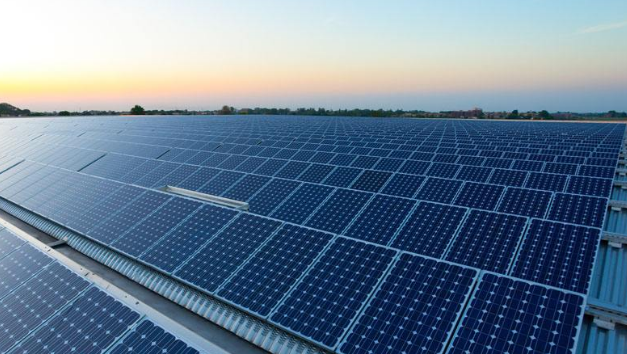 2019大型光伏發電站投資成本多少錢