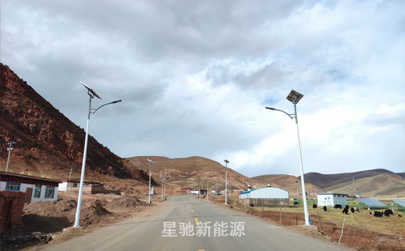 新農村太陽能路燈