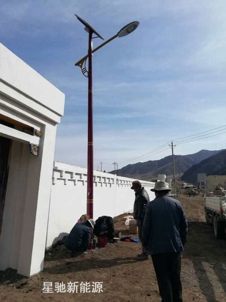 保定太陽能路燈