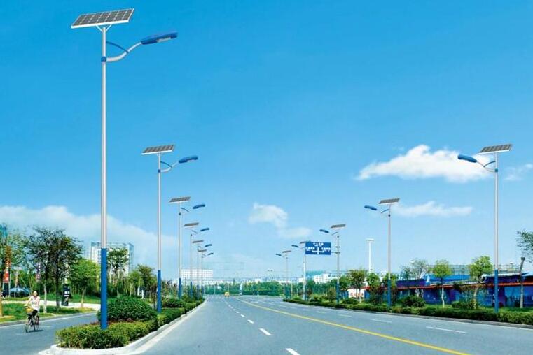 太陽能路燈