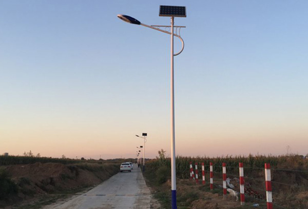 公路太陽能路燈 公路太陽能路燈