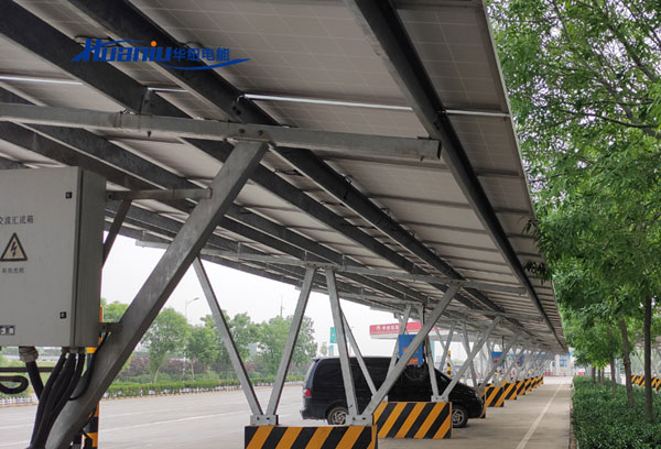 鋼結構光伏車棚