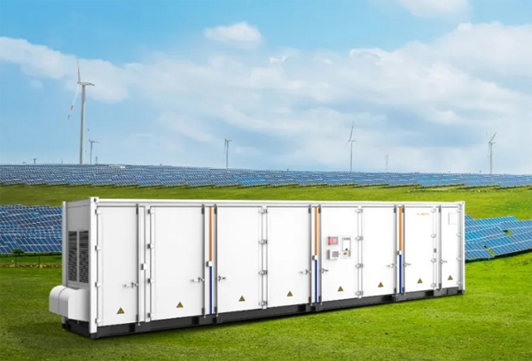 �͉������վ